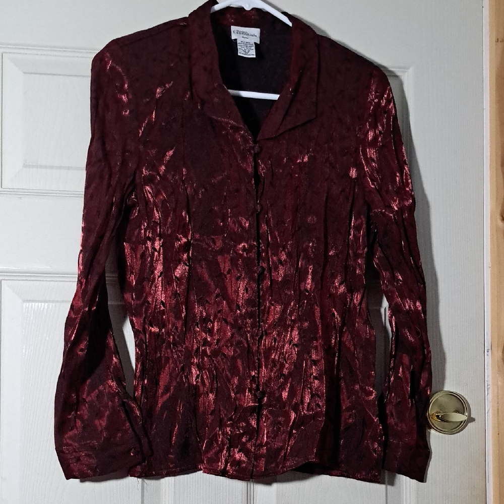 MODERN ESSENTIALS Elegant Burgundy Button Down Shirt